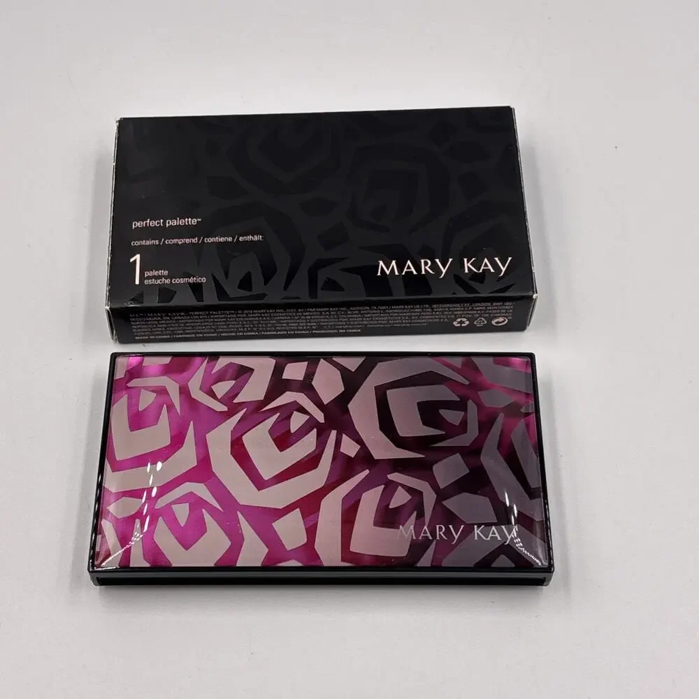 Mary Kay PERFECT PALETTE Unfilled NIB Magnetic Customizable Compact